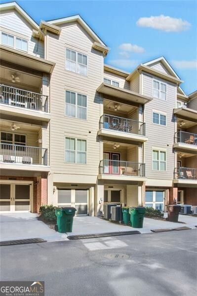 Sandy Springs, Georgia 30328, United States, 2 Bedrooms Bedrooms, ,3 BathroomsBathrooms,Residential,Active,8454