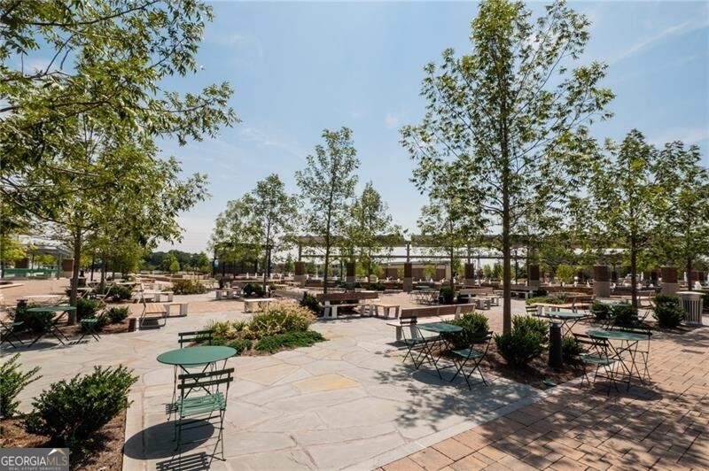 Sandy Springs, Georgia 30328, United States, 2 Bedrooms Bedrooms, ,3 BathroomsBathrooms,Residential,Active,8454