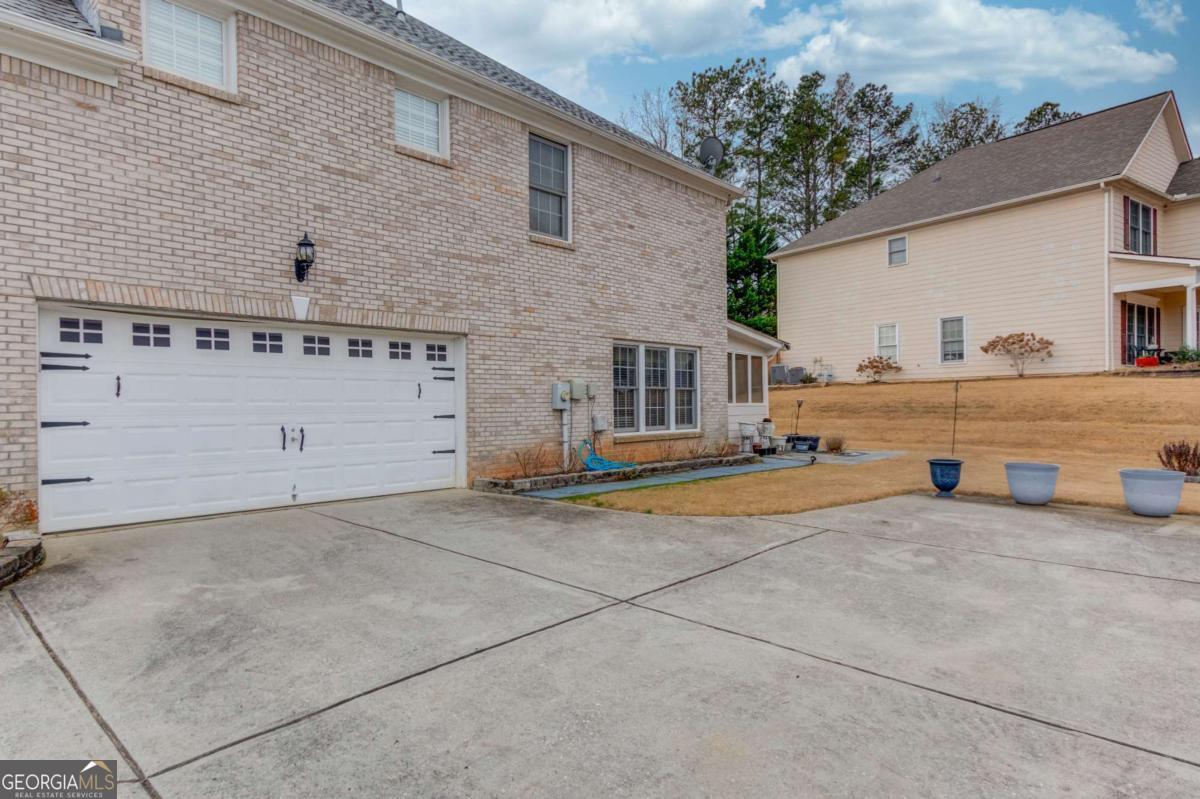 2648 Stockbridge WAY