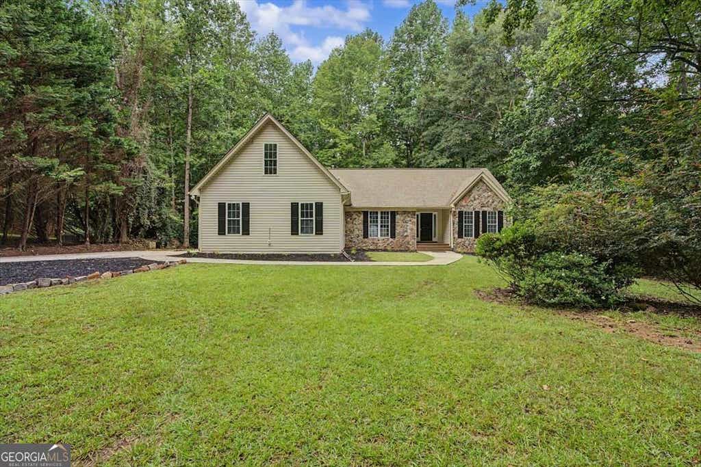 Photo of 590 S Alexander Creek Road, Newnan, GA 30263 (MLS # 10822066)
