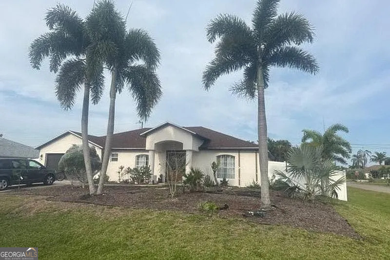 702 SW 9th AVE