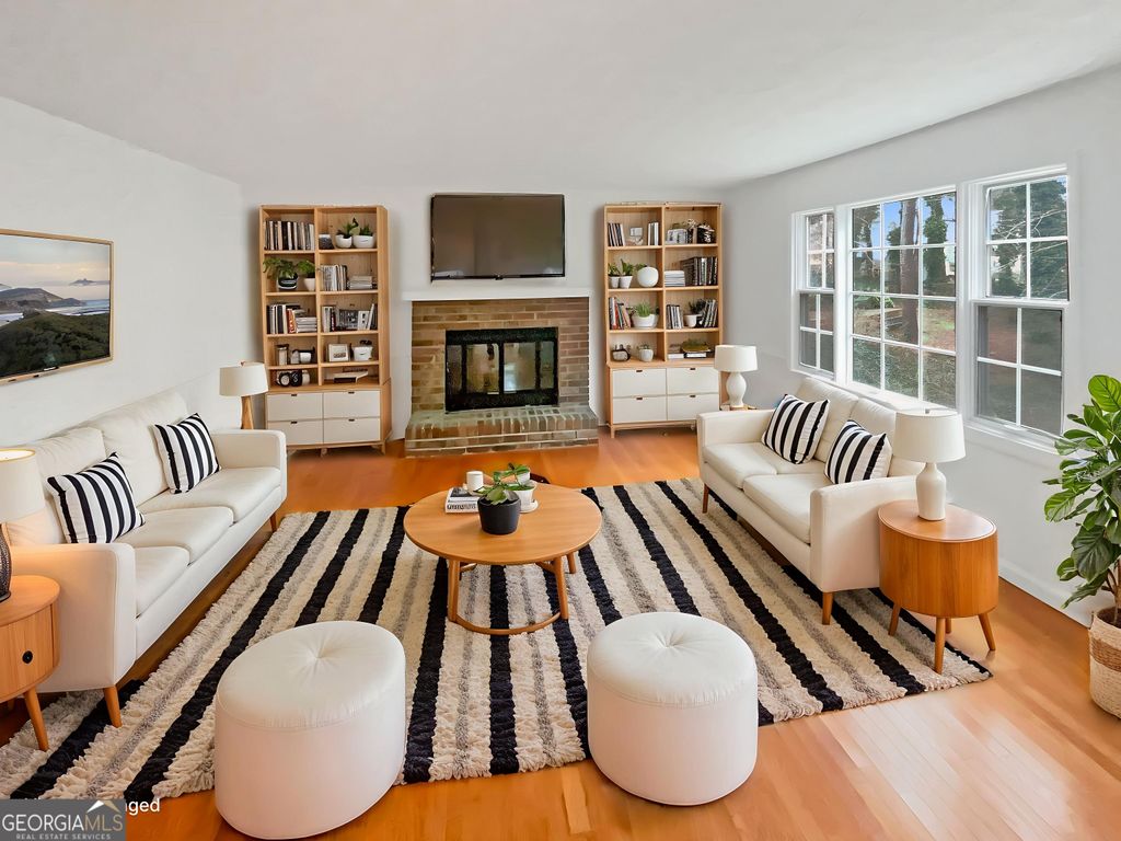 Photo of 3602 Pebble Hill Drive, Marietta, GA 30062 (MLS # 10690679)