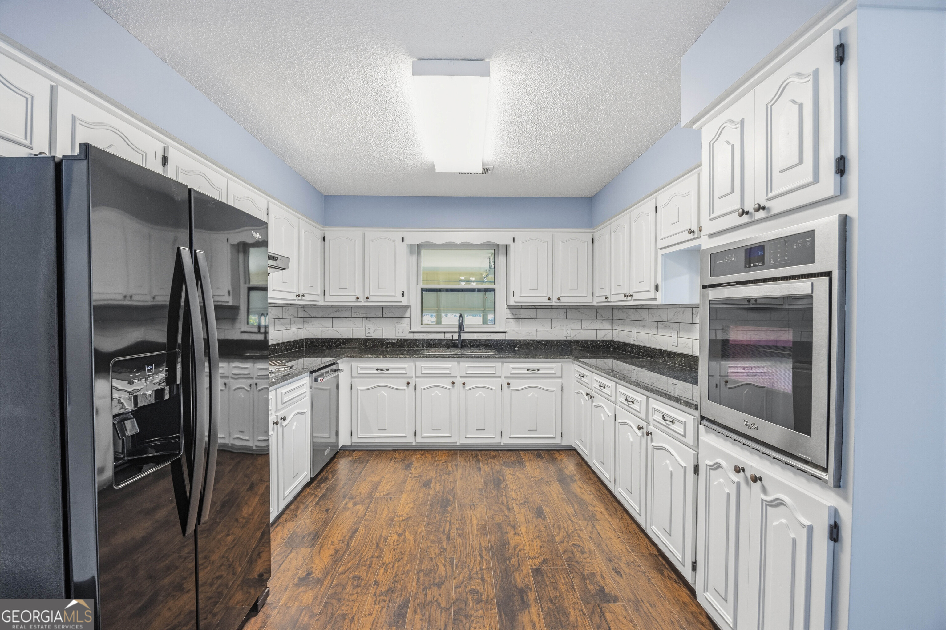 3409 Marriott DR