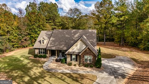 A home in Newnan