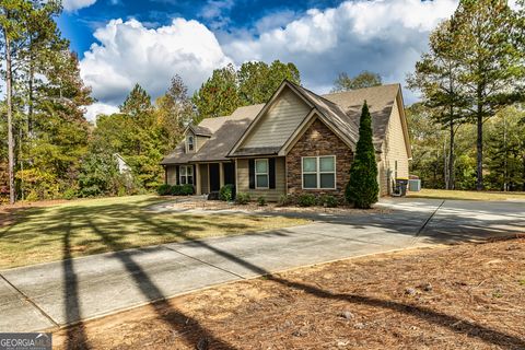 A home in Newnan