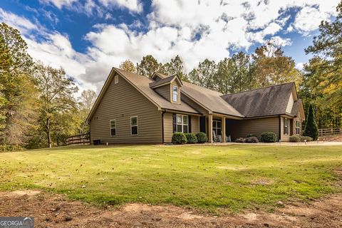 A home in Newnan