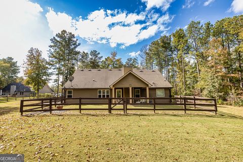 A home in Newnan