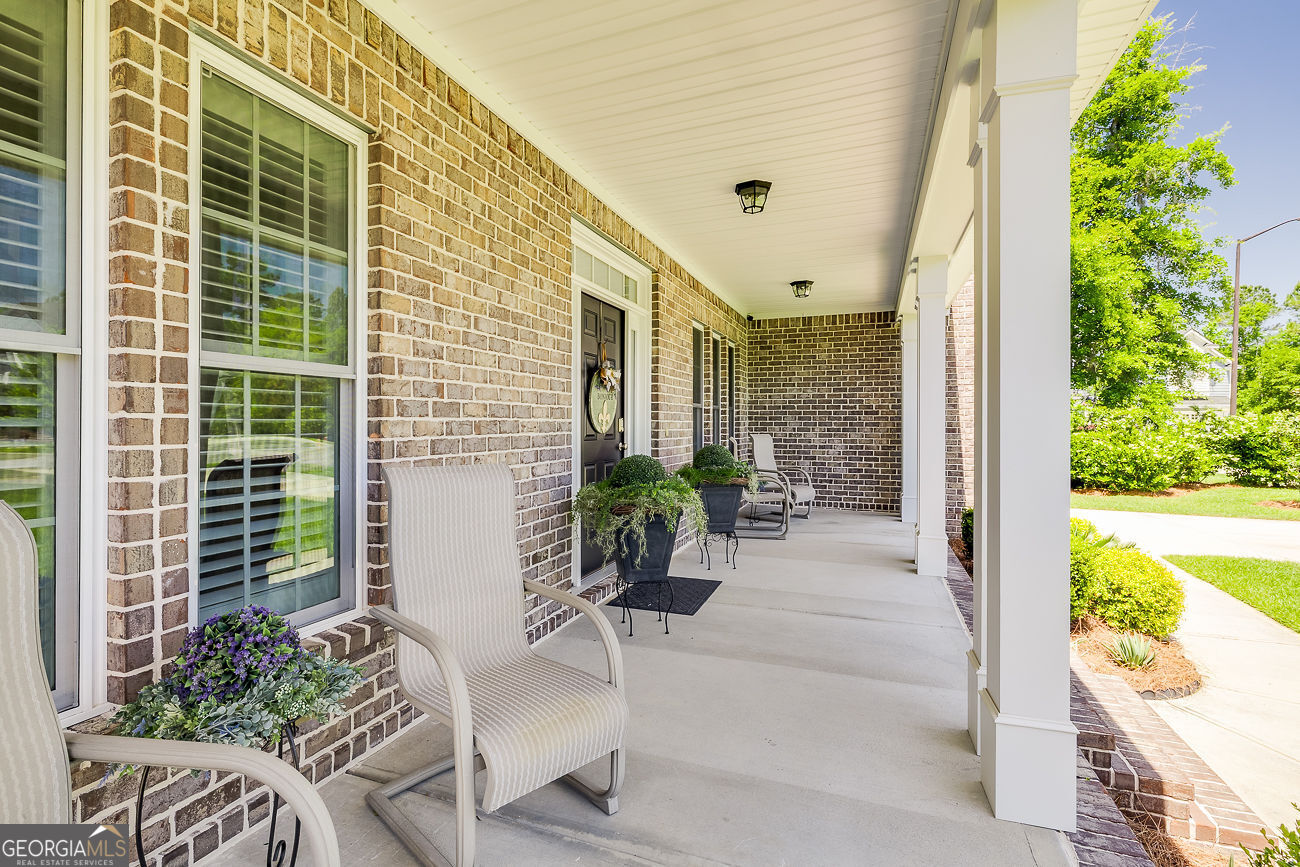 17 Oakcrest CT