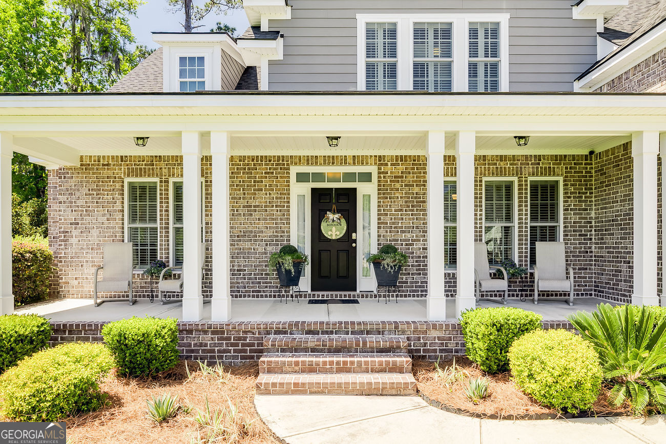 17 Oakcrest CT