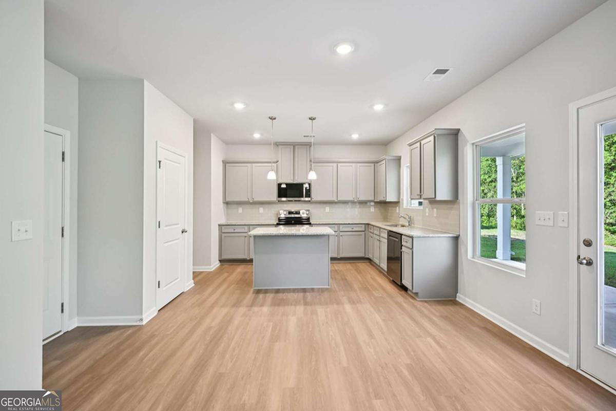 The Hills at Cedar Creek - Residential