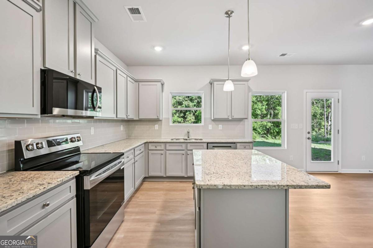 The Hills at Cedar Creek - Residential