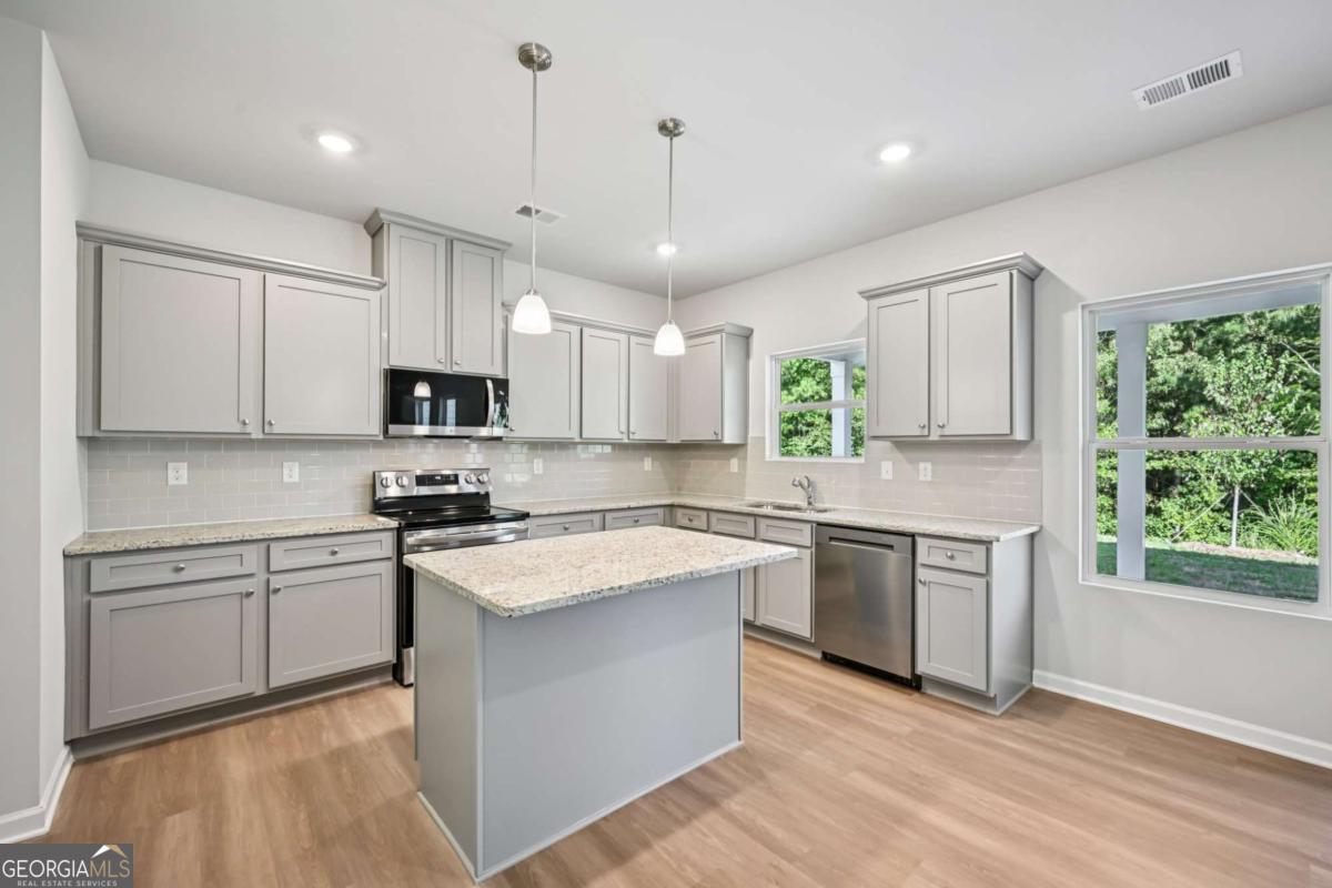 The Hills at Cedar Creek - Residential