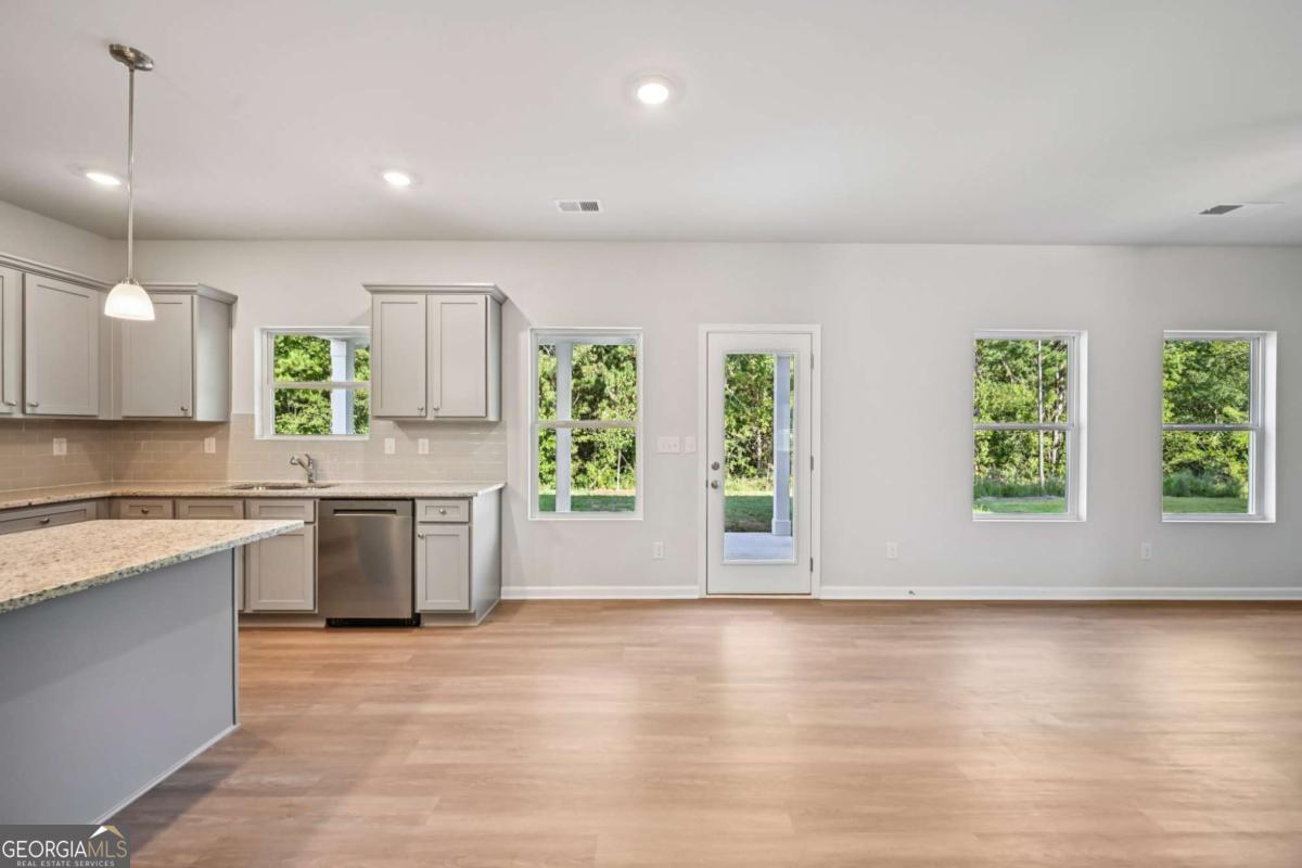 The Hills at Cedar Creek - Residential