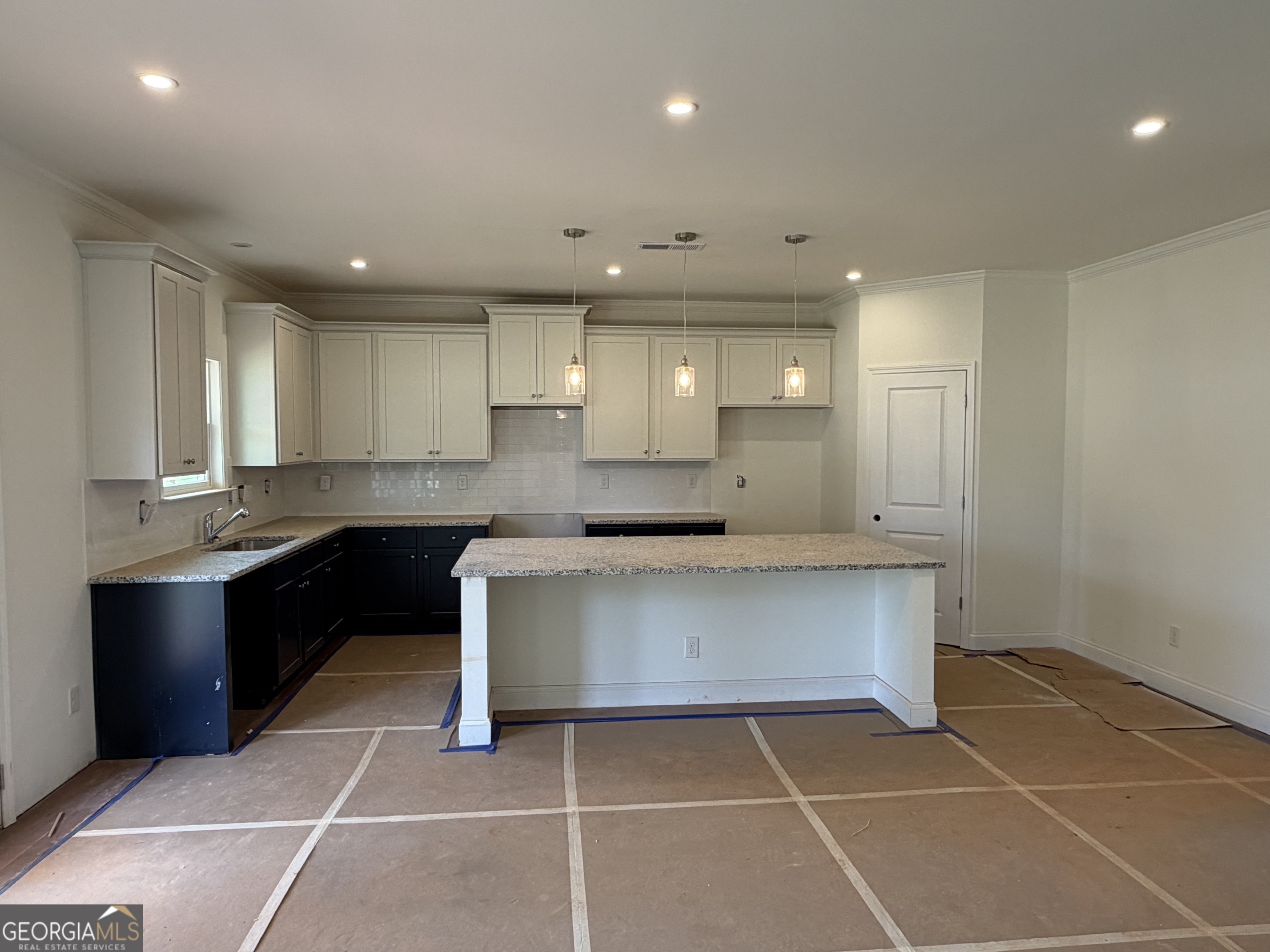 41 Woodland RD