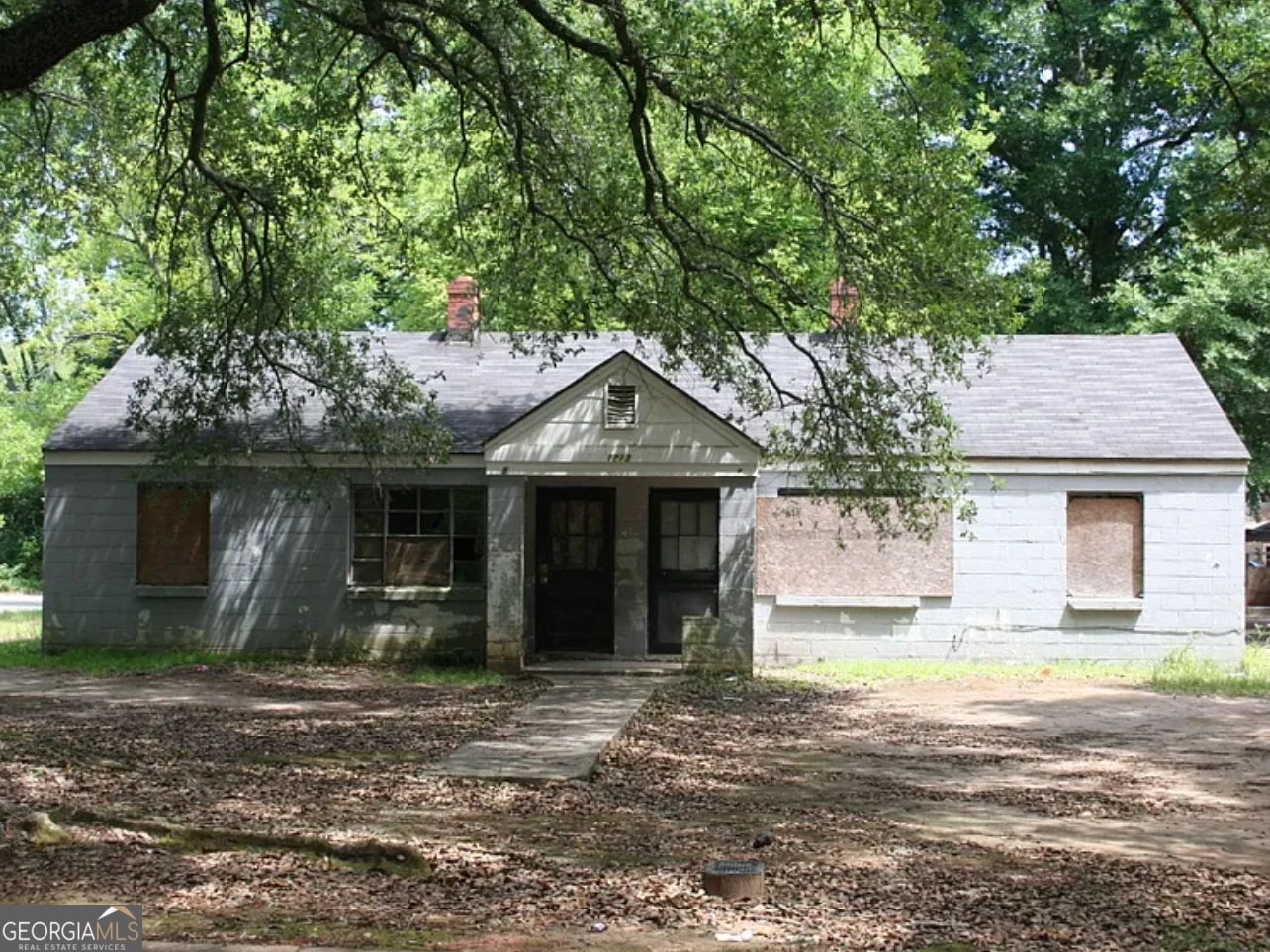 1213 Avalon AVE
