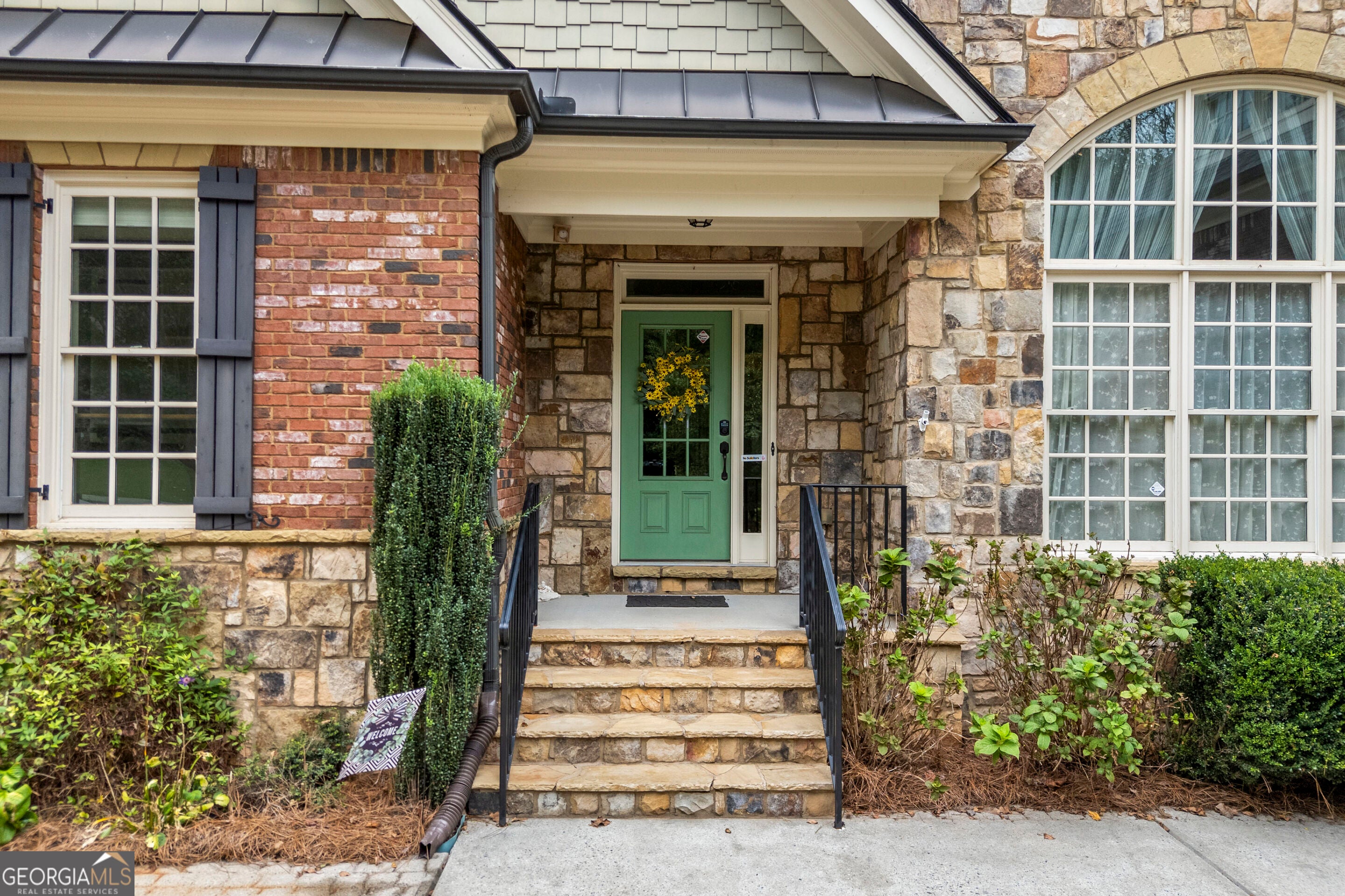 1360 Ashbury Park DR