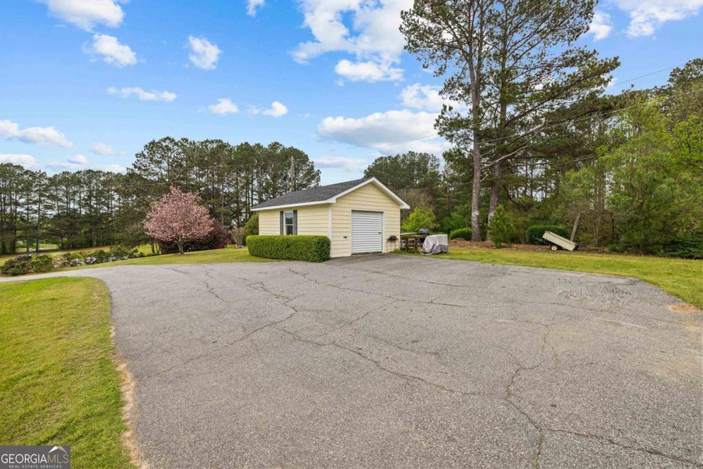 listing image 44