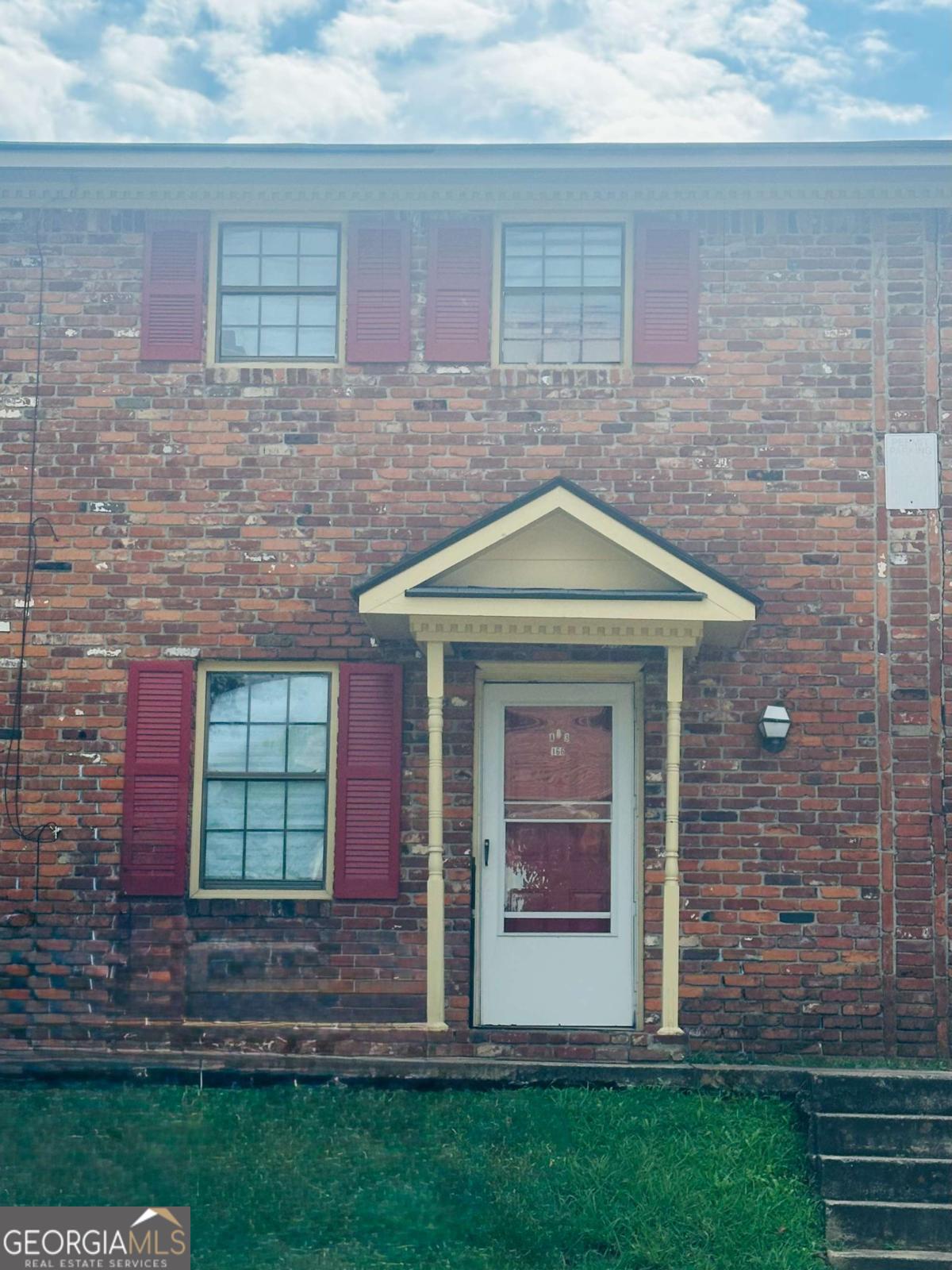 Welcome to this cozy 2-bedroom, 1.5 bathroom condo, located in the heart of Rome, Georgia, at 166 E 11th Rome Georgia. Perfect for anyone seeking a comfortable and convenient lifestyle, this property offers a peaceful retreat while being just minutes away from all the excitement downtown Rome has to offer. Located just a short walk from downtown Rome, this condo allows you to enjoy the many shops, restaurants, and cultural attractions of the city, including the charming Broad Street. Whether you're looking for a cozy cafe, local boutiques, or lively entertainment, everything is within walking distance. Schedule your showing today!