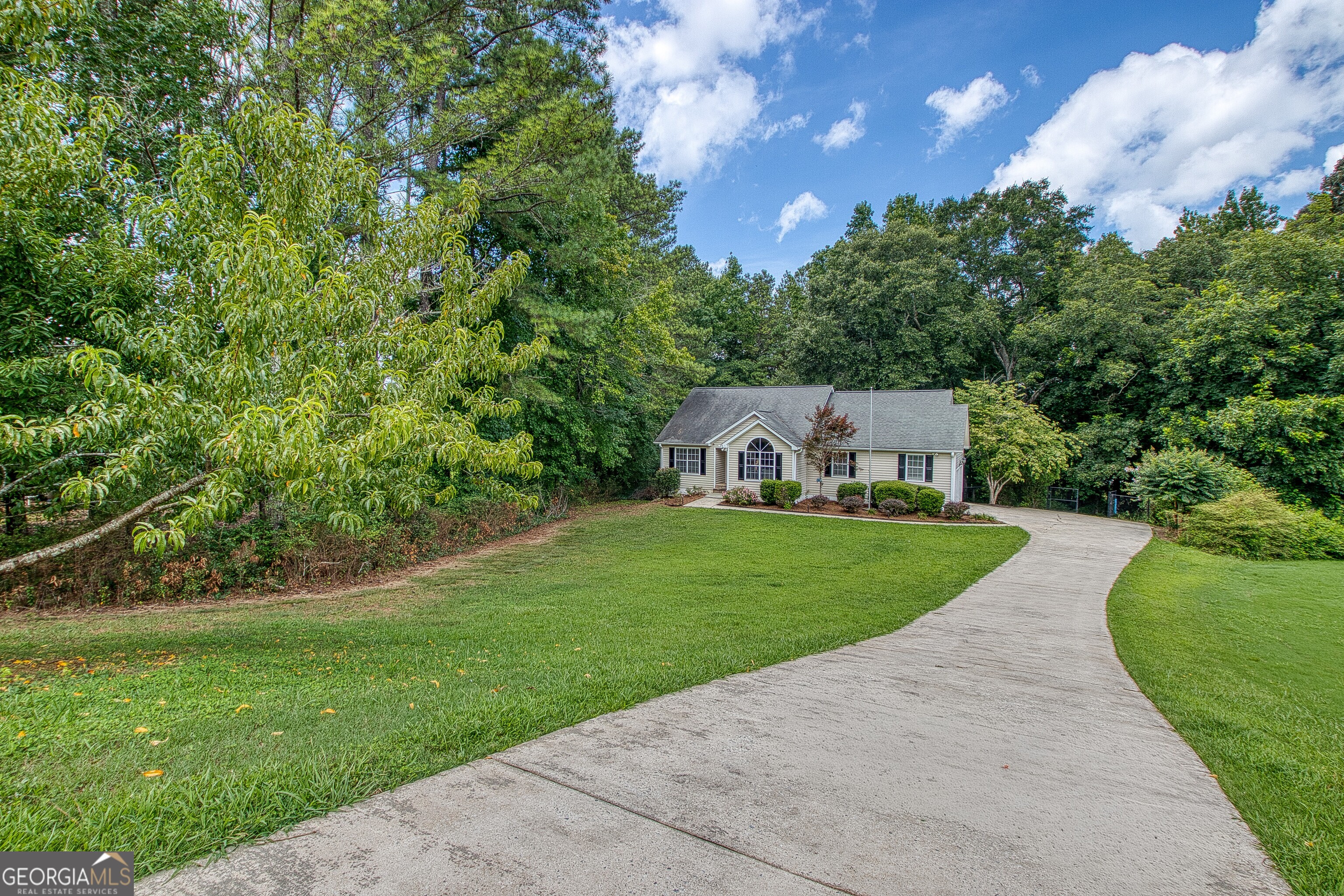 28 Pecan Lake CT