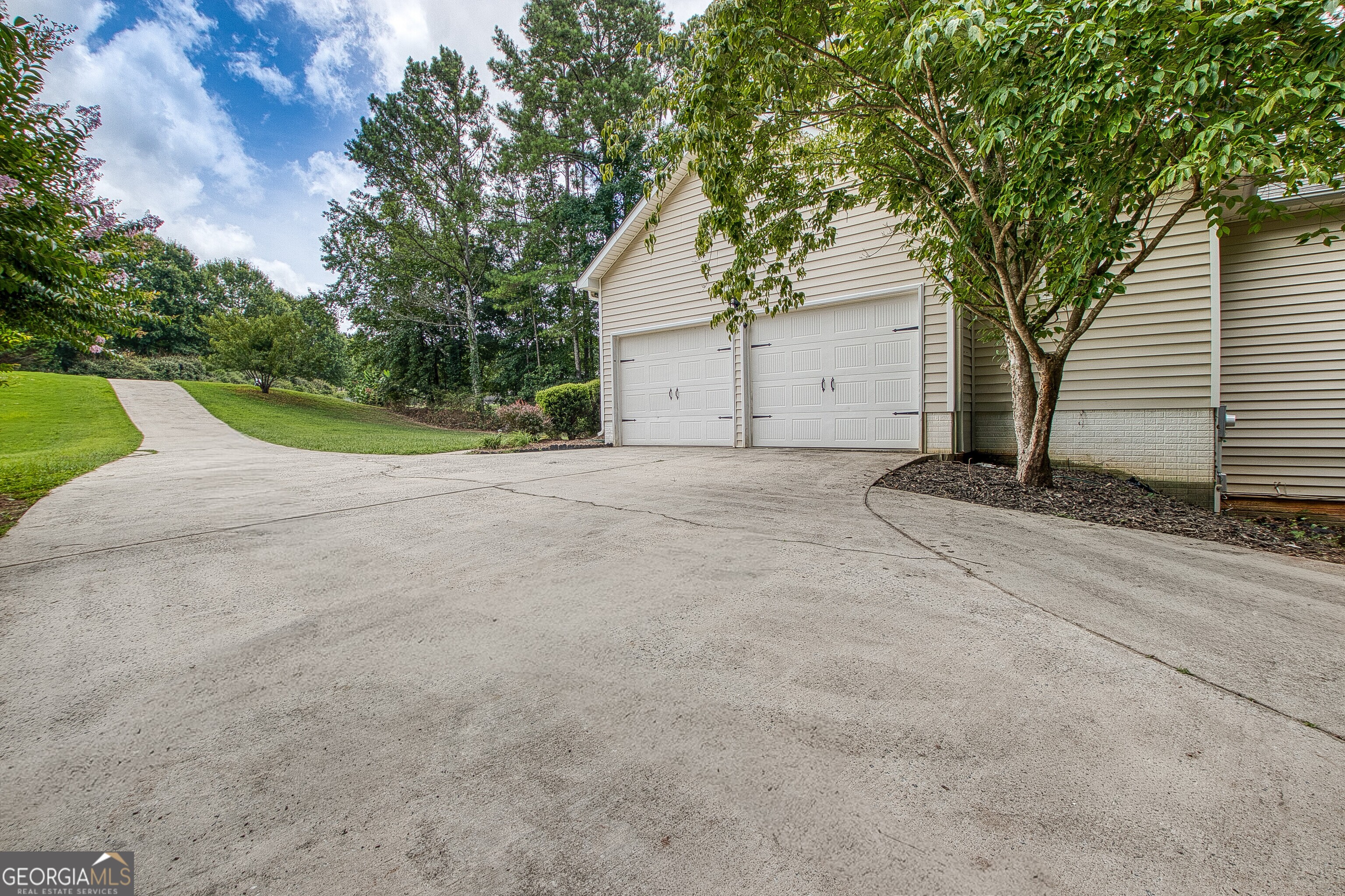 28 Pecan Lake CT