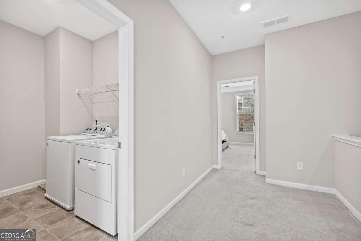 Caravelle At Windward Park - Residential