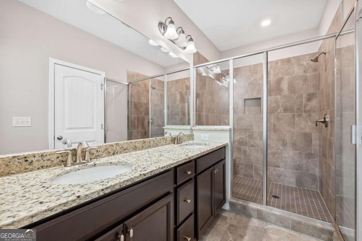 Caravelle At Windward Park - Residential