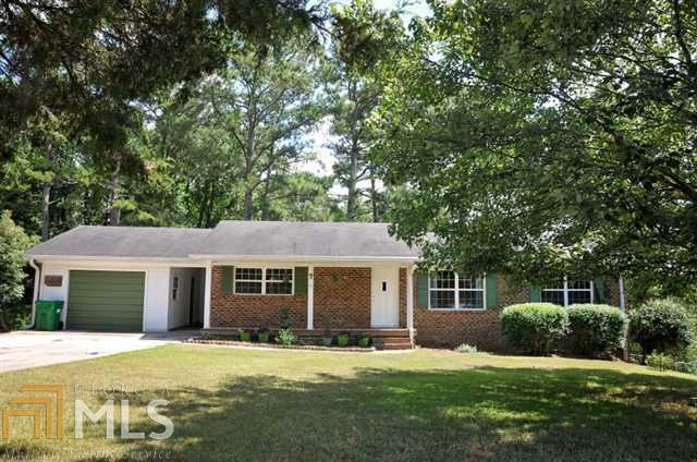Check out this spacious ranch in the heart of Silver Creek! Large open kitchen and dining room combo complete with stainless steel appliances. Three bedrooms and two baths on main level and two beds, a jack and jill bath, and a large bonus room with a wood burning stove, two storage rooms and laundry downstairs. The downstairs open up to a large fenced in backyard.
