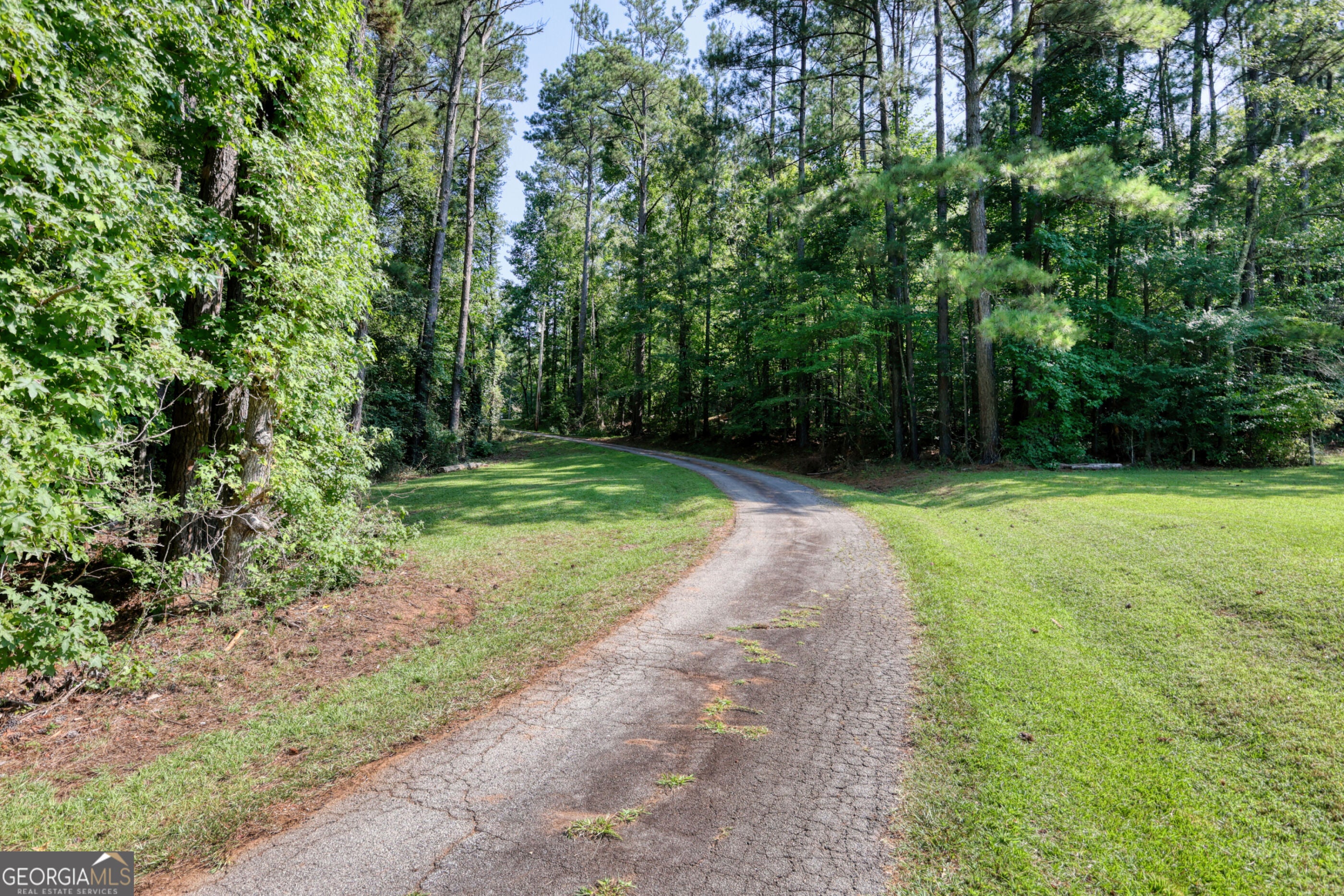 4370 Cole RD