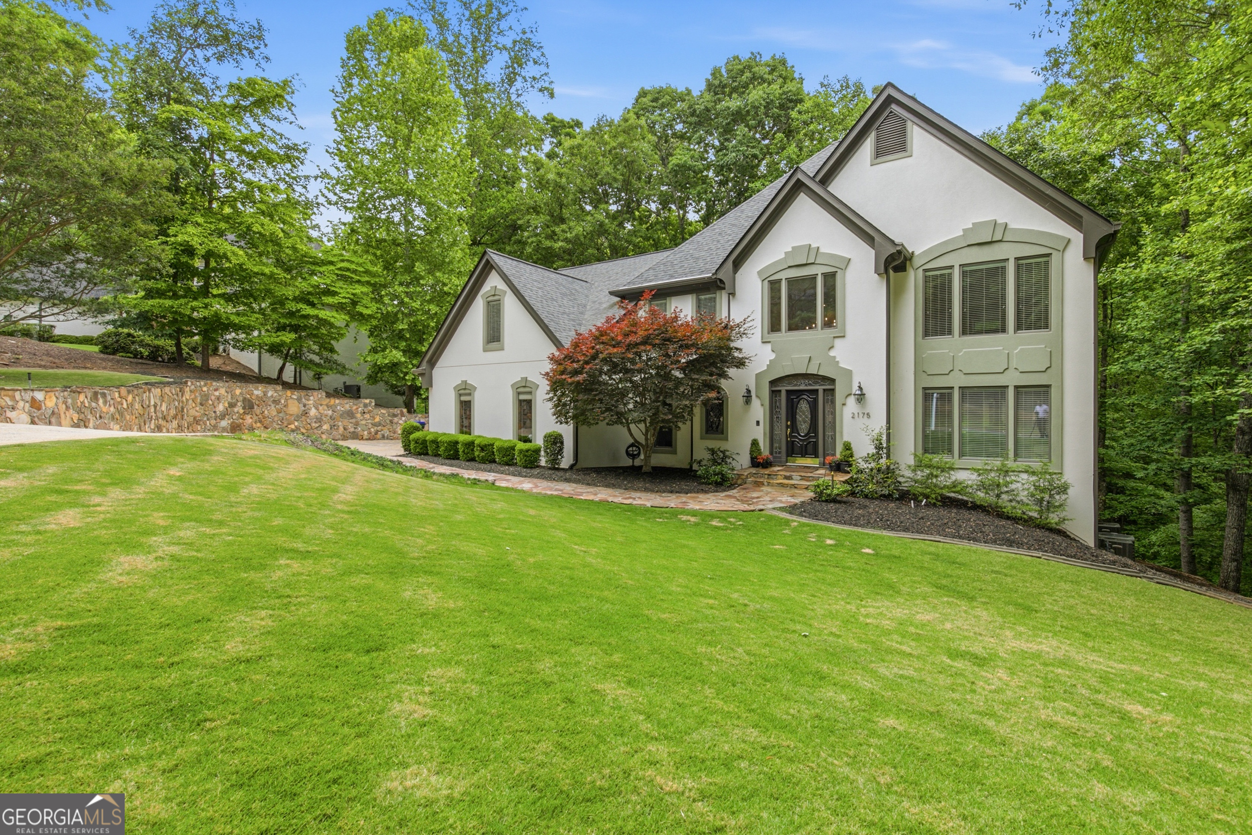 2175 River Cliff DR