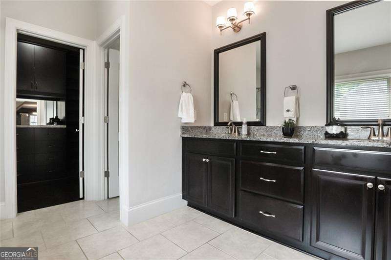 HARRISON OAKS - Residential