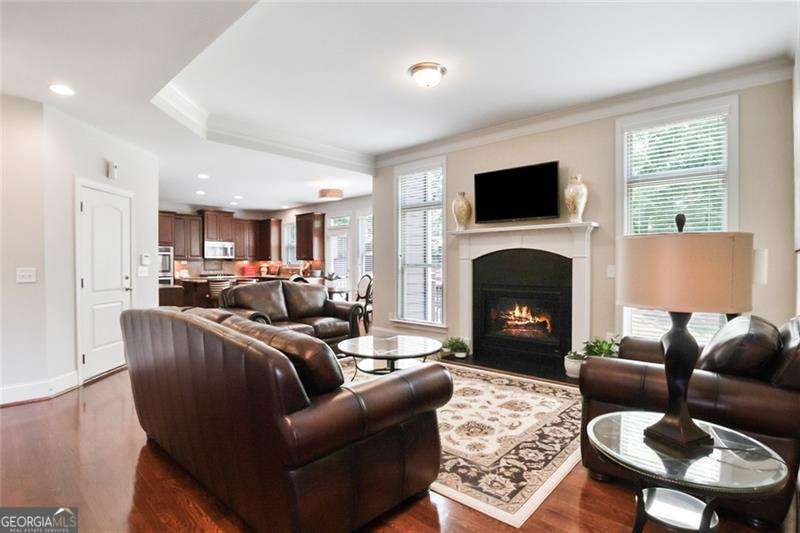 HARRISON OAKS - Residential