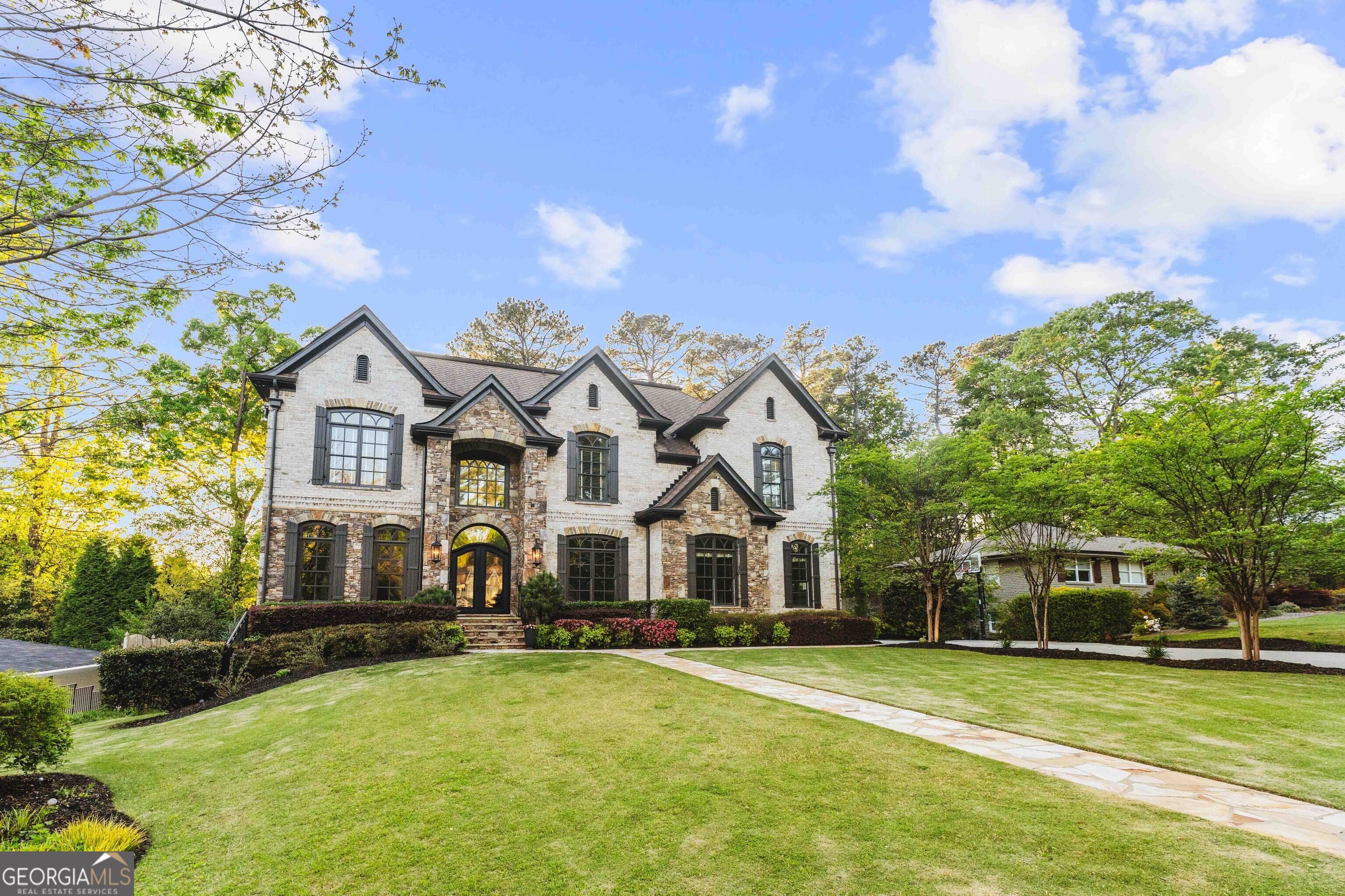 1686 Montcliff CT