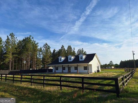 A home in Baxley