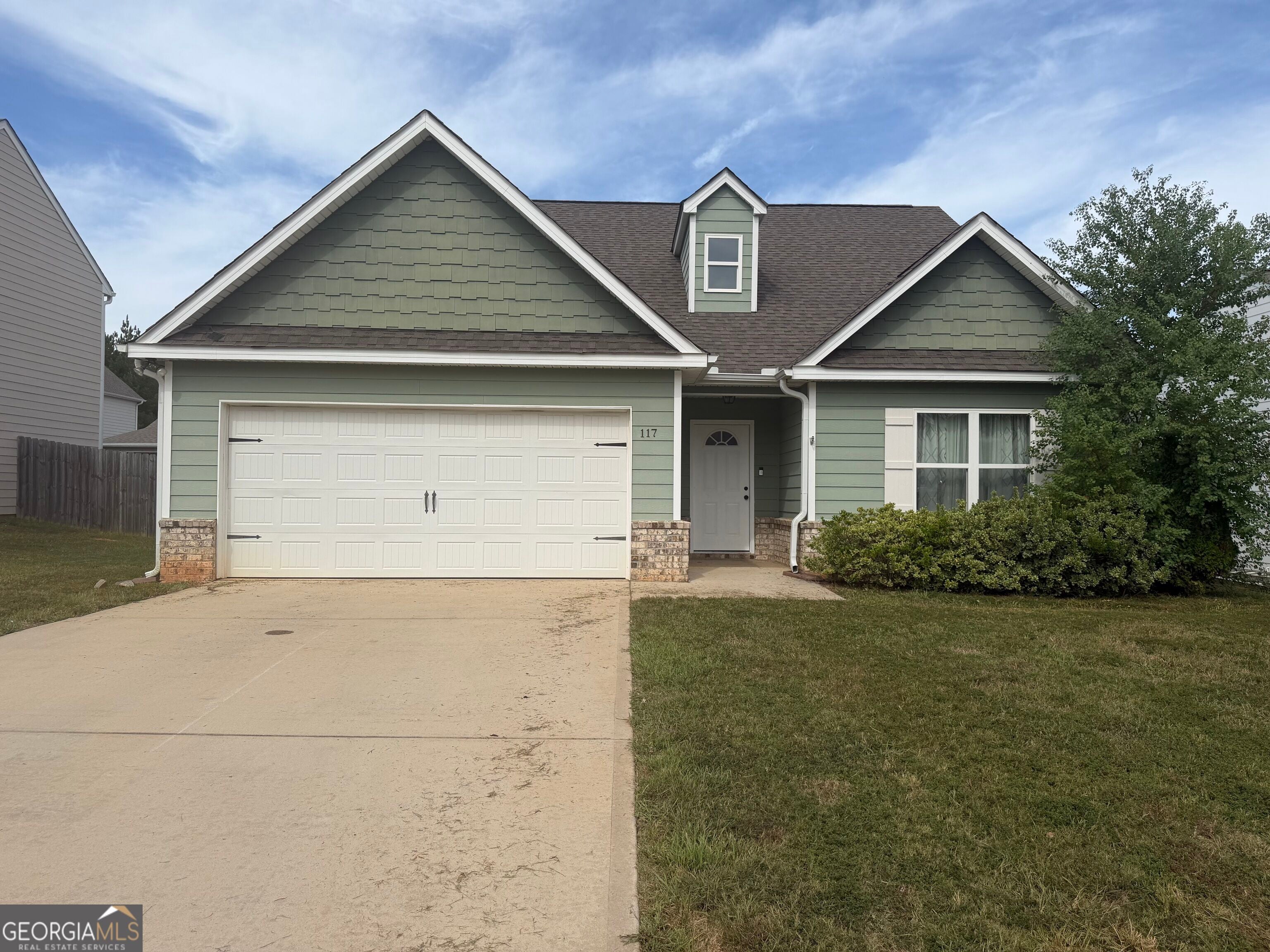 117 Savannah WAY