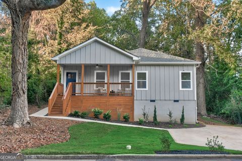 926 Avebury DR East Point GA 30344