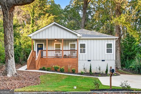 926 Avebury DR East Point GA 30344