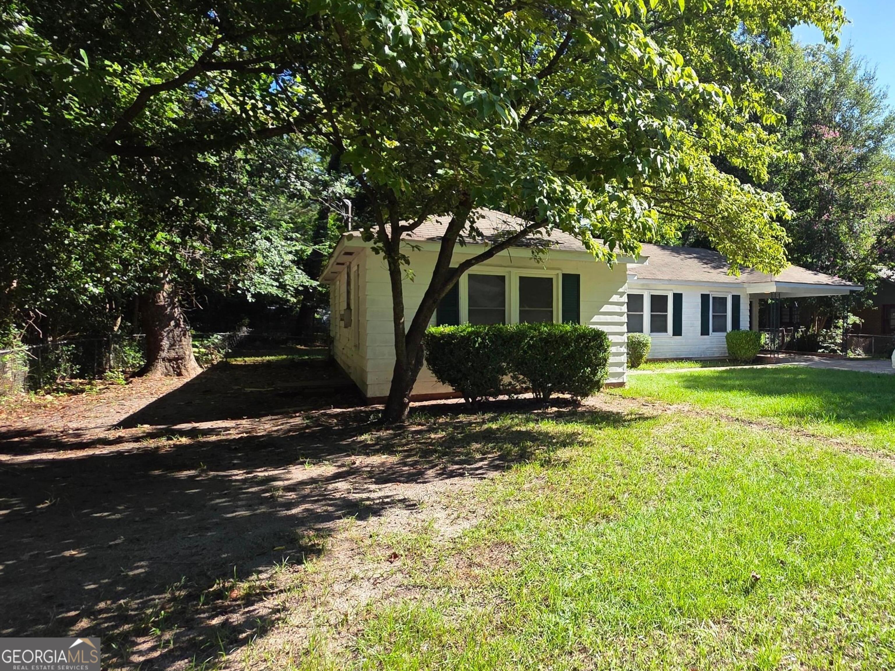 504 Oakview SQ