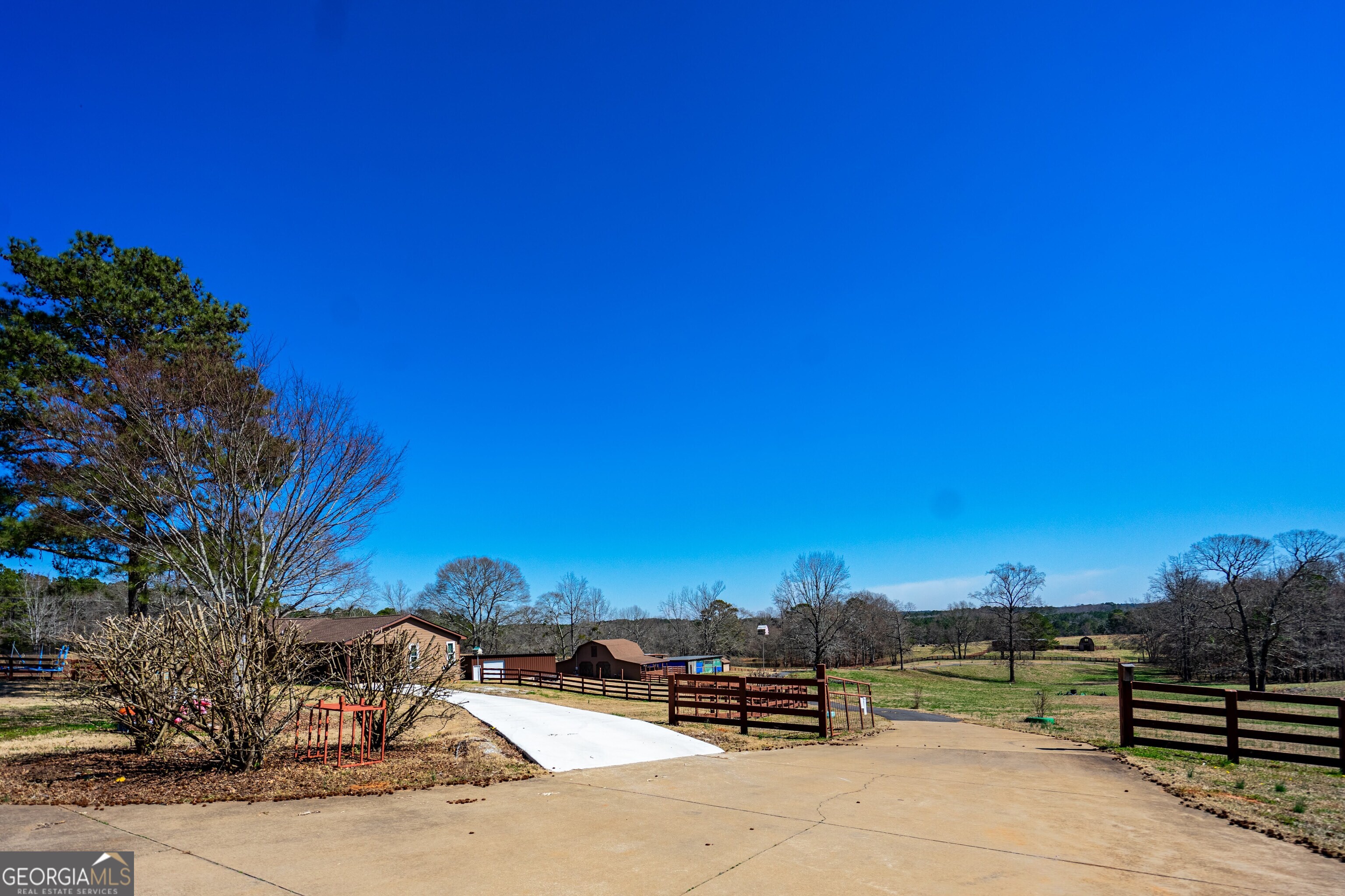 3913 Whitesville RD