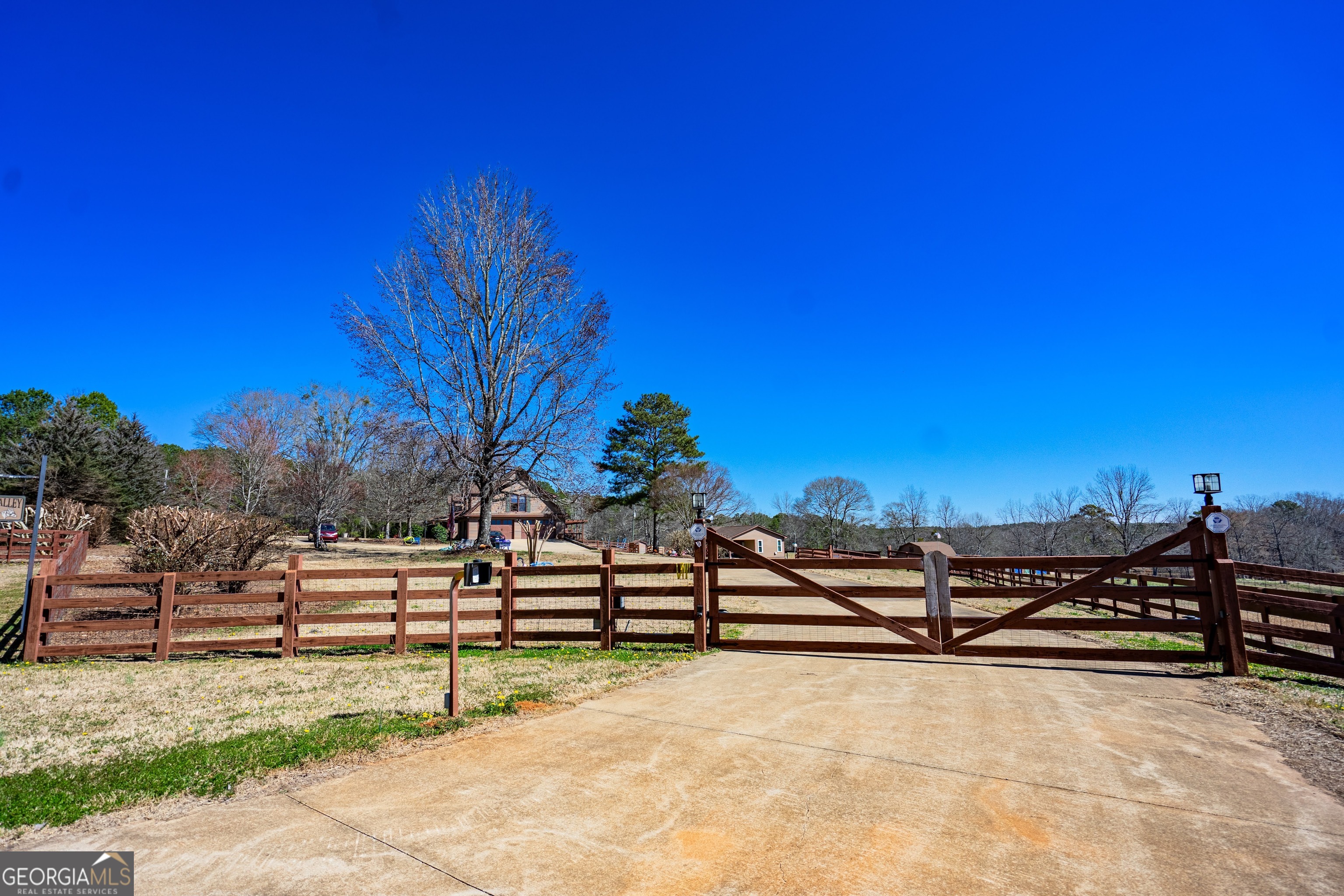 3913 Whitesville RD