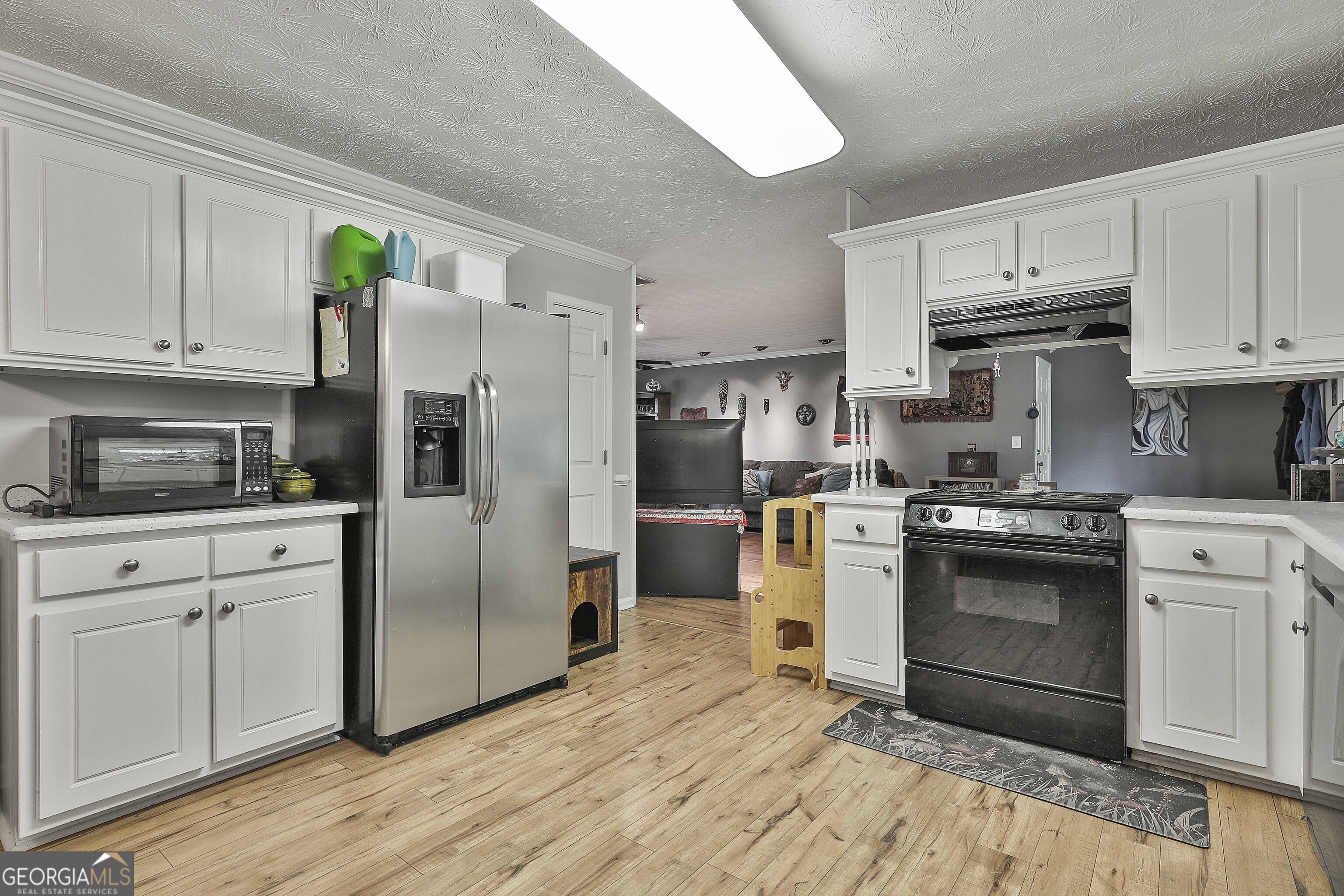 Newnan, Georgia 30263, United States, 3 Bedrooms Bedrooms, ,2 BathroomsBathrooms,Residential,Pending,37820