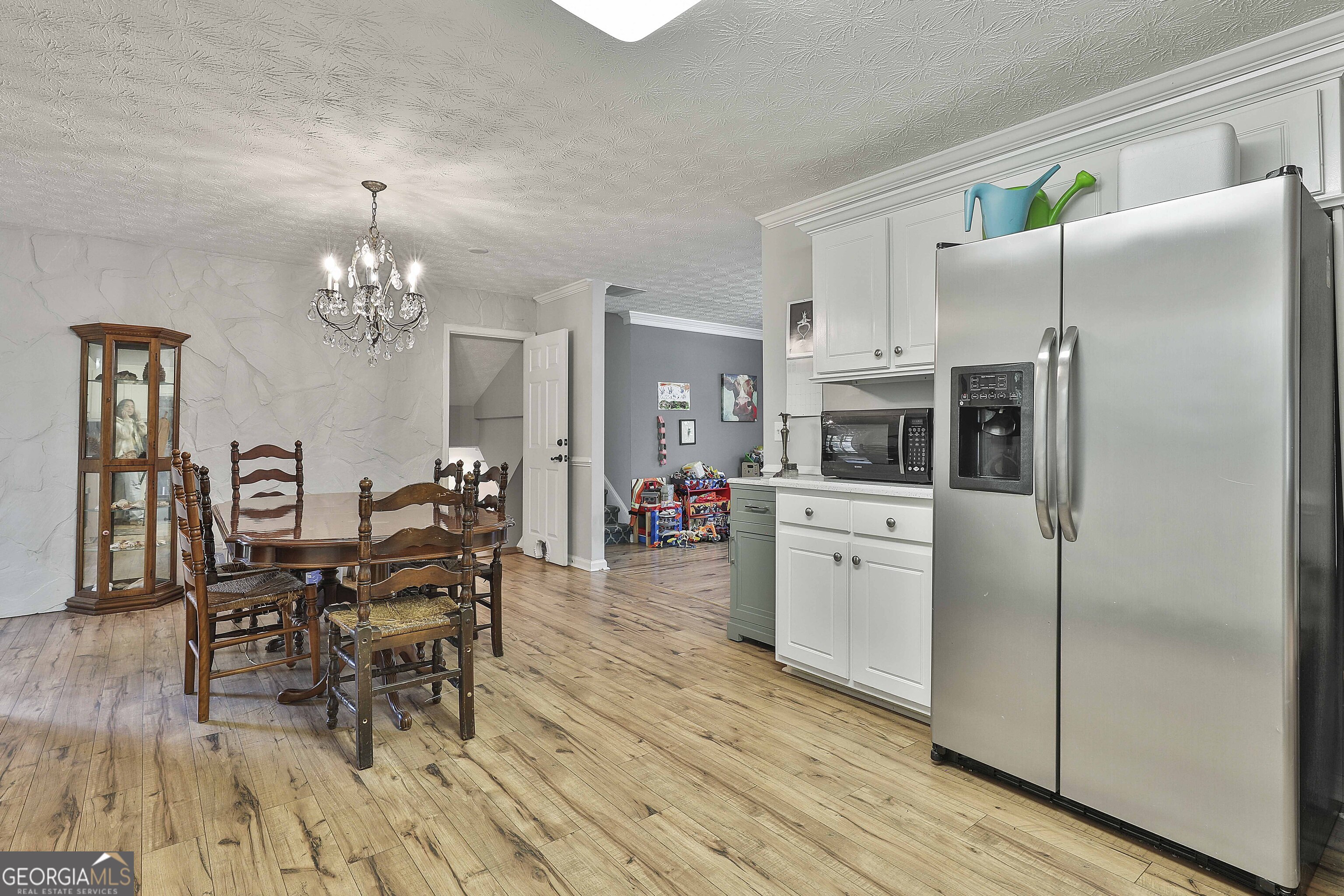 Newnan, Georgia 30263, United States, 3 Bedrooms Bedrooms, ,2 BathroomsBathrooms,Residential,Pending,37820