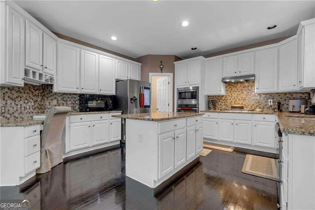 3310 Vista Creek DR