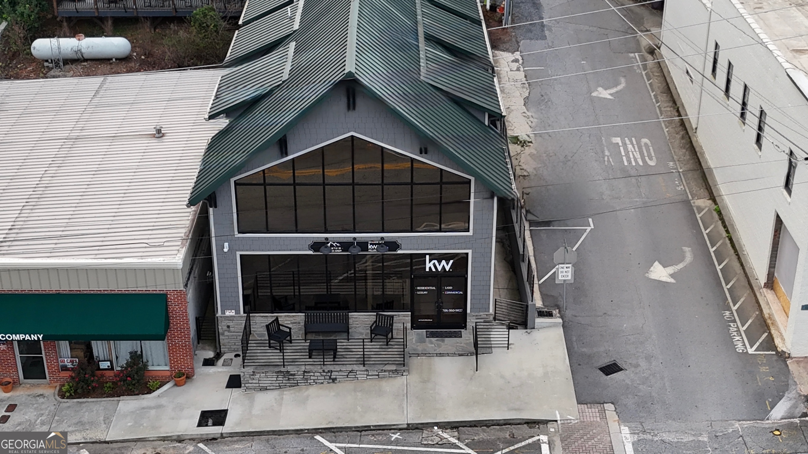 120 N Main ST