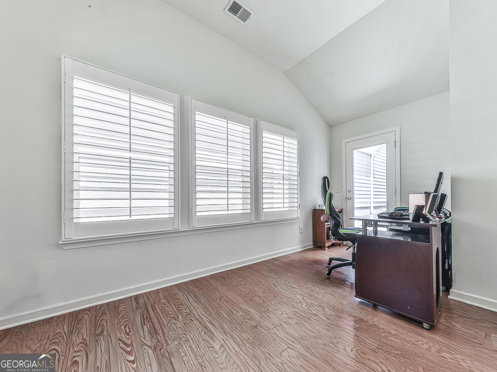 155 Abbey CIR