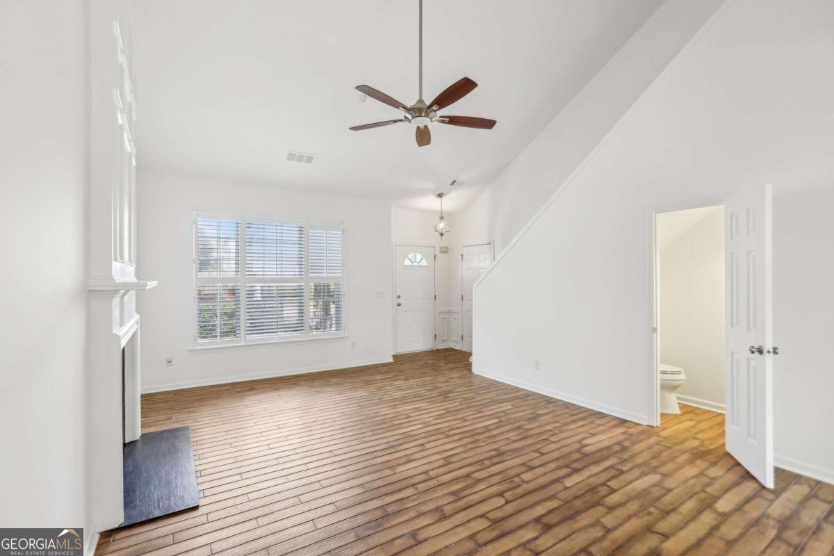 Windward Pointe - Residential