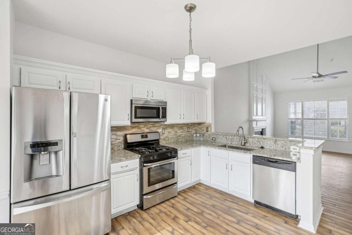 Windward Pointe - Residential