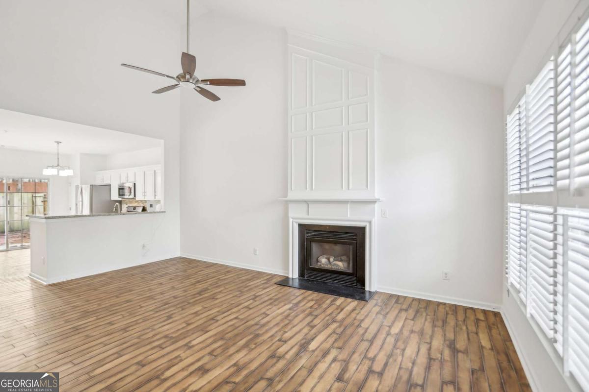 2802 Ashleigh LN