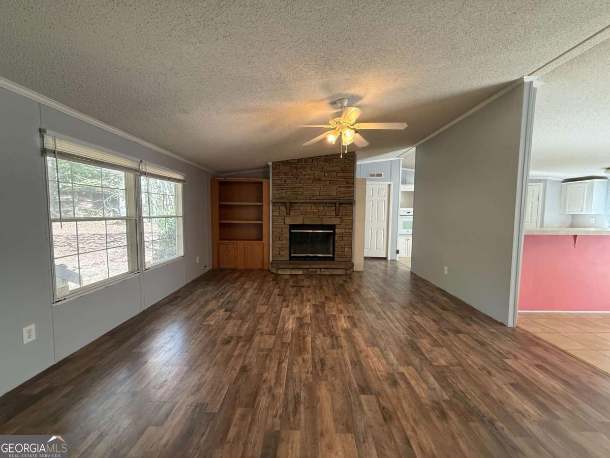 124 E Piedmont Park RD