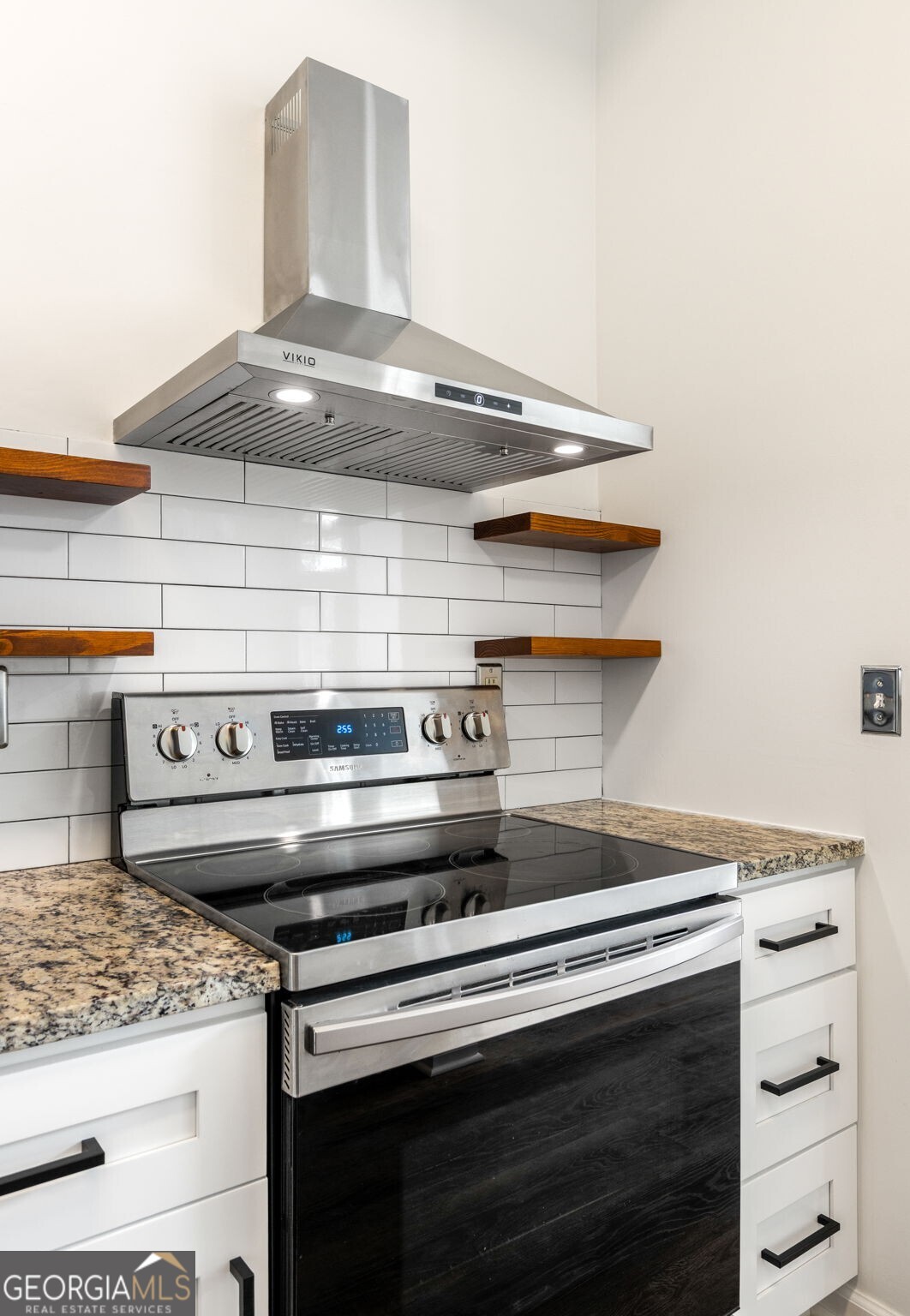 2700 Pine Tree RD NE 1317