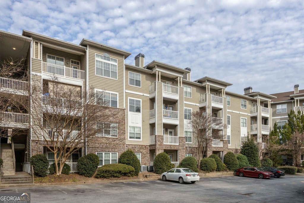 Photo of 2700 Pine Tree Road NE #1317, Atlanta, GA 30324 (MLS # 10690365)
